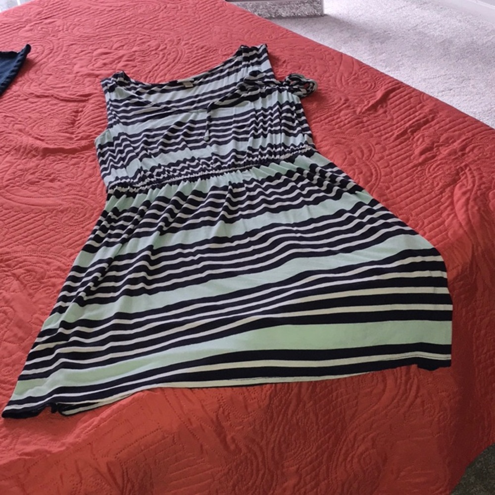 Women’s sleeveless dress
